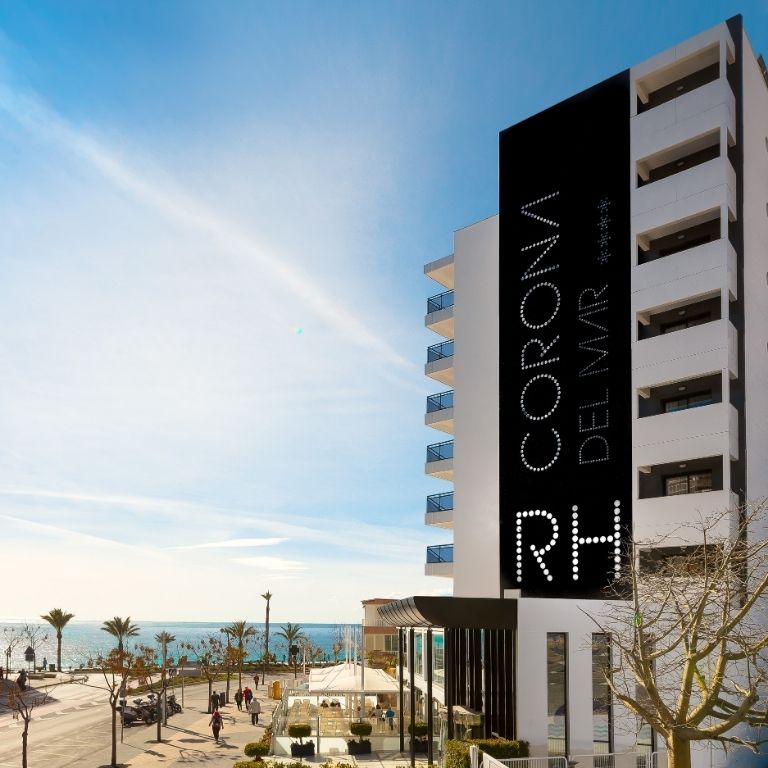 DÉCOUVIR L´HOTEL RH CORONA DEL MAR**** 